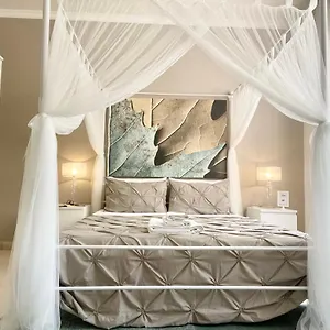https://al-politeama-house-bb.palermohotels.org